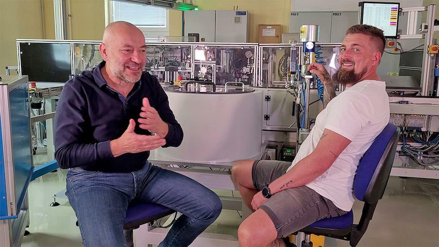 Rozhovor: Jak se dělá vypínač - díl 3. - TECHNOLOG výroby