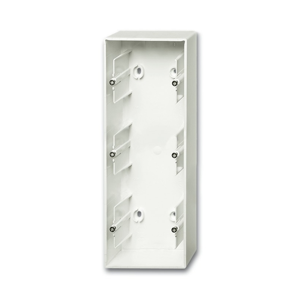 Krabice př&iacute;strojov&aacute; trojn&aacute;sobn&aacute;, n&aacute;stěnn&aacute;