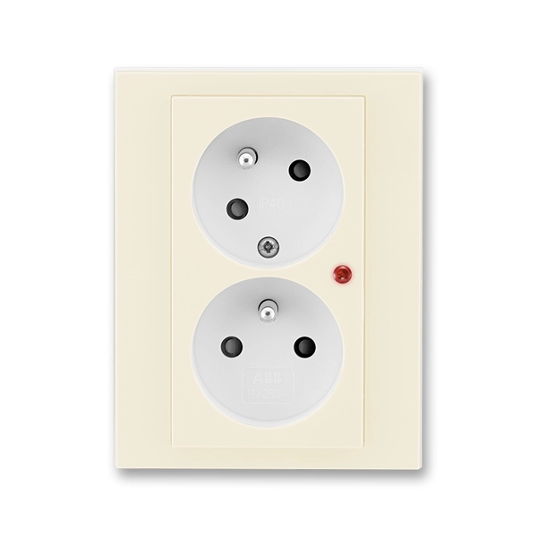 slonov&aacute; kost / b&iacute;l&aacute;