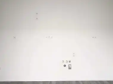 Rozm&iacute;stěn&iacute; z&aacute;suvek pro budouc&iacute; kuchyňskou linku